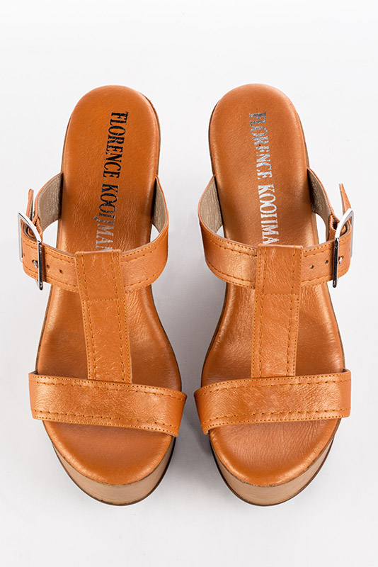 Apricot orange women's fully open mule sandals. Round toe. Very high wedge soles. Top view - Florence KOOIJMAN
